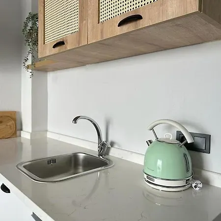 Phedora Lavanta Apartment